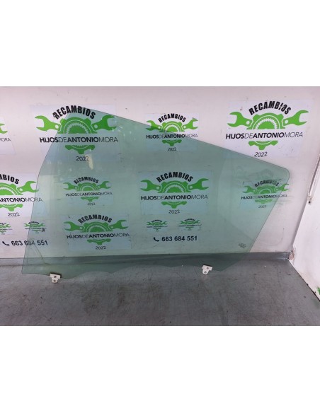 [100113] LUNA DELANTERA DERECHA - NISSAN CABSTAR -09.06 (01/2006 - 12/2013)