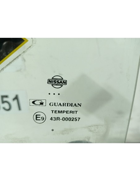 [99518] LUNA DELANTERA IZQUIERDA - NISSAN ATLEON