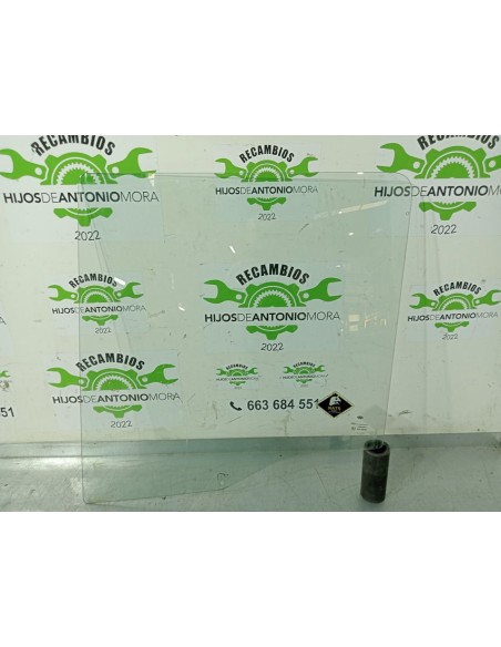 [99518] LUNA DELANTERA IZQUIERDA - NISSAN ATLEON