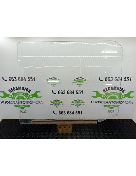 [98402] LUNA DELANTERA IZQUIERDA - NISSAN ECO - T 100.45/78 KW/E2 (01/1996 - ...)