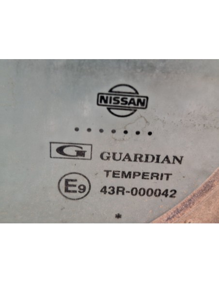 [105279] LUNA TRASERA - NISSAN ATLEON