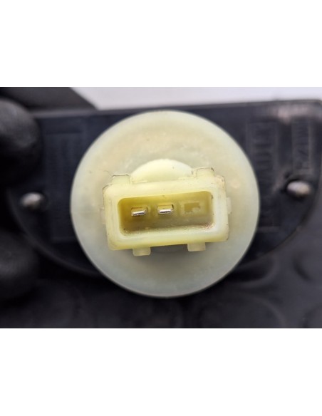 [100586] LUZ ESTRIBERA - RENAULT PREMIUM ROUTE -2006 (01/2005 - 01/2013)