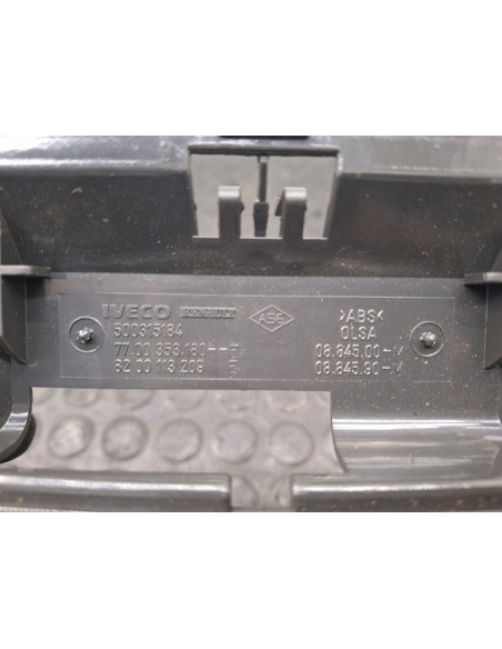 [99368] LUZ INTERIOR - IVECO DAILY CAJA CERRADA