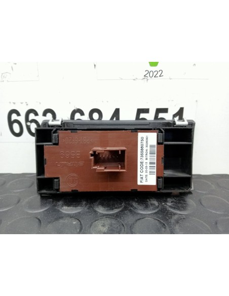 [97717] MANDO ANTINIEBLAS - FIAT DUCATO MAXI FURGÓN TA 40 (290) (01/2014 - 01/2020)