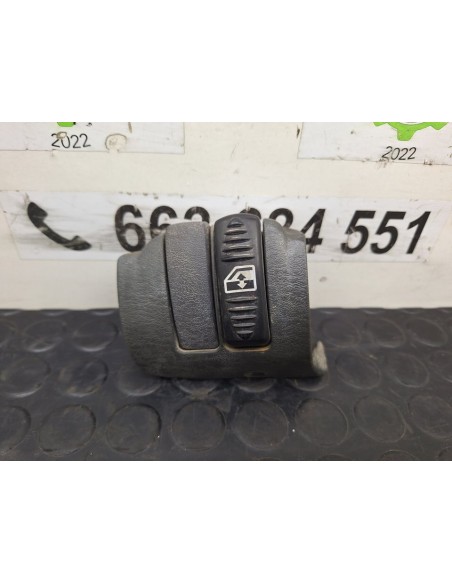 [99013] MANDO ELEVALUNAS DELANTERO DERECHO - SCANIA SERIE 4 (P/R 94 G) (01/1996 - 01/2004)