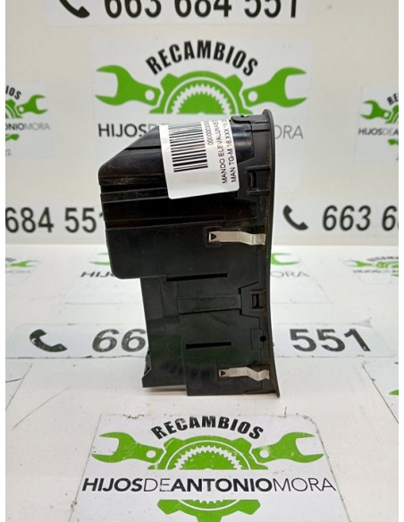 [91494] MANDO ELEVALUNAS DELANTERO DERECHO - MAN TG-M 18.XXX