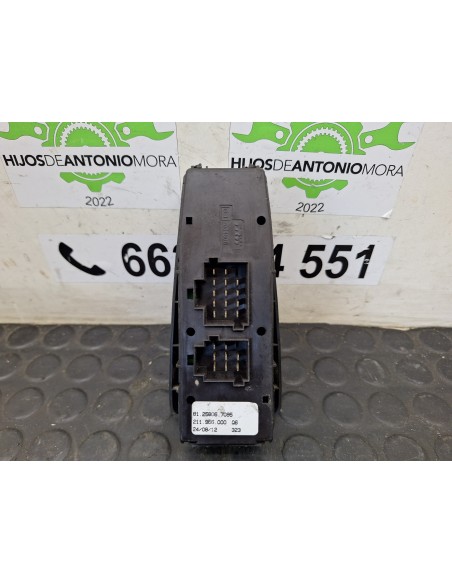 [106777] MANDO ELEVALUNAS DELANTERO DERECHO - MAN TGX 18.XXX (01/2007 - 12/2017)