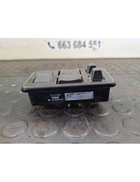 [102489] MANDO ELEVALUNAS DELANTERO IZQUIERDO  - DAF SERIE CF 85 DESDE 01