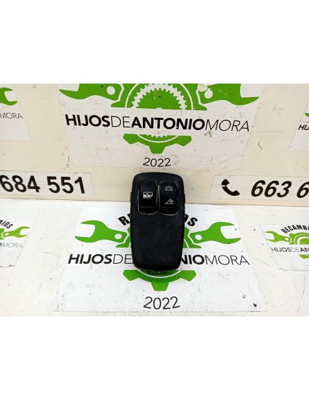 [92266] MANDO ELEVALUNAS DELANTERO IZQUIERDO  - SCANIA SERIE 4 (P/R 94 G) (01/1996 - 01/2004)