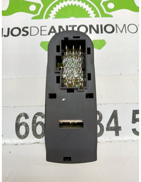 [91678] MANDO ELEVALUNAS DELANTERO IZQUIERDO  - DAF SERIE XF EURO 6 (01/2013 - ...)