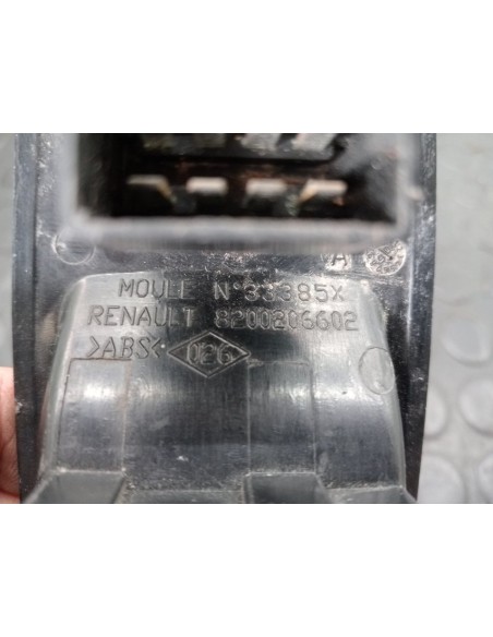 [103946] MANDO ELEVALUNAS DELANTERO IZQUIERDO  - OPEL MOVANO