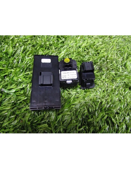 [94421] MANDO ELEVALUNAS DELANTERO IZQUIERDO  - AUDI Q2 (GAB)