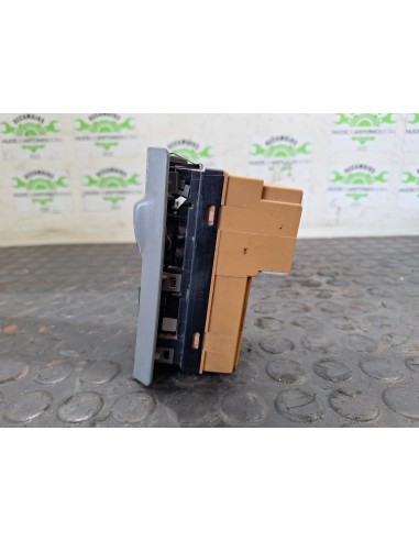 [105524] MANDO ELEVALUNAS DELANTERO IZQUIERDO...