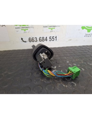 [100768] MANDO LIMPIA - VOLVO FH 12 ASTA 2001...