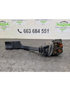 [103430] MANDO LIMPIA - MERCEDES MB 100 D CAJA CERRADA /... 2