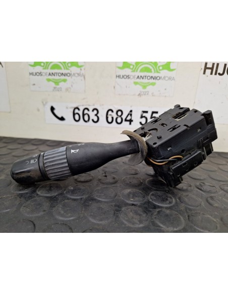 [102448] MANDO LUCES - RENAULT KERAX 2002 - E3 (01/2002 - 01/2006)