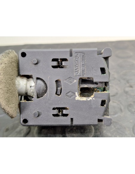 [102448] MANDO LUCES - RENAULT KERAX 2002 - E3 (01/2002 - 01/2006)