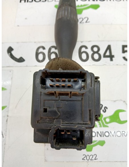 [91642] MANDO LUCES - RENAULT HR XXX.18/26 PREMIUM 01 - (01/2001 - 12/2006)