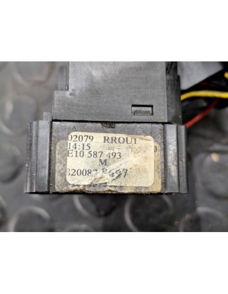 [106357] MANDO LUCES - RENAULT MASTER MAXI CAJA CERRADA (01/2002 - ...)