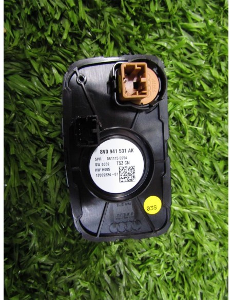 [93015] MANDO LUCES - AUDI Q2 (GAB)