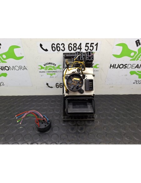 [100925] MANDO LUCES - SCANIA SERIE 4 (P/R 94 G) (01/1996 - 01/2004)