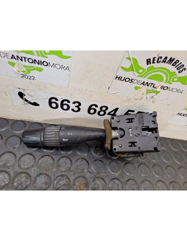 [104325] MANDO LUCES - RENAULT MIDLUM (01/2000...