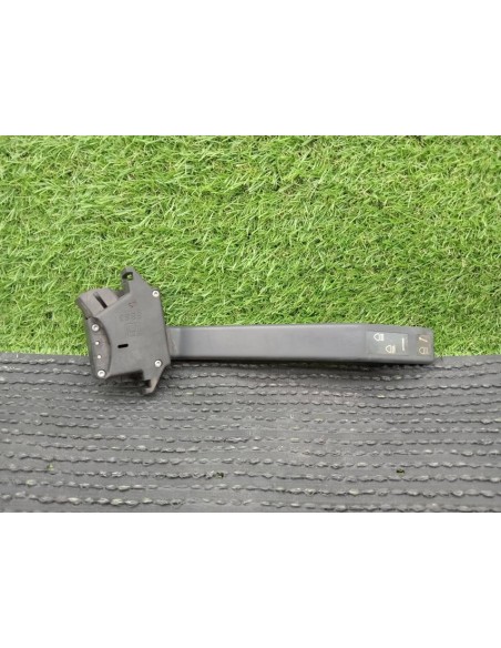 [95020] MANDO LUCES - IVECO EUROCARGO TECTOR (01/2001 - 12/2003)