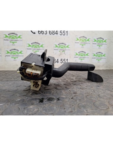 [105436] MANDO LUCES/LIMPIA/INTERMITENCIA -...