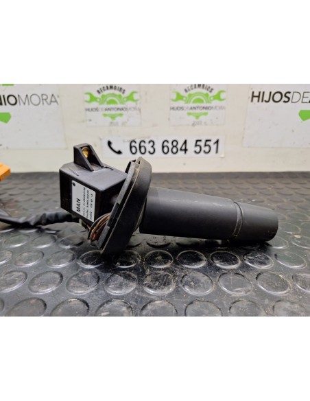 [101676] MANDO LUCES/LIMPIA/INTERMITENCIA - MAN TGX 35.XXX (01/2007 - ...)