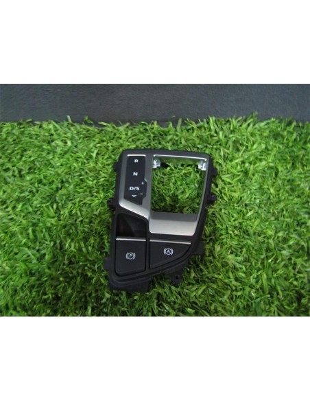 [94459] MANDO PARKING - AUDI SQ7 (4M)