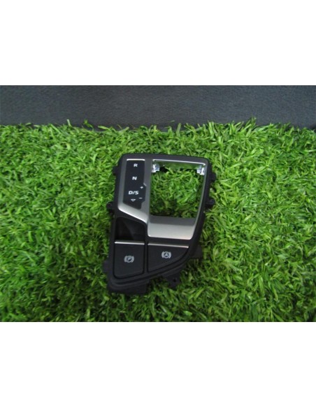 [94459] MANDO PARKING - AUDI SQ7 (4M)