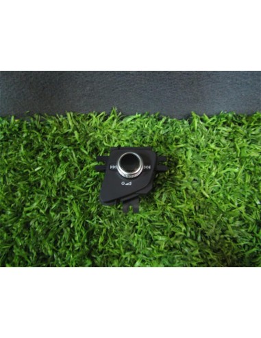 [93311] MANDO VOLUMEN/RADIO - AUDI SQ7 (4M)