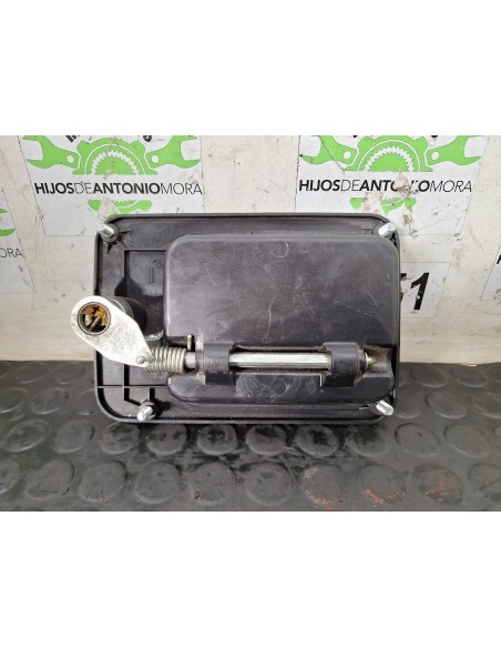 [105657] MANETA EXTERIOR DELANTERA IZQUIERDA - IVECO EUROCARGO (01/1991 - 12/2001)