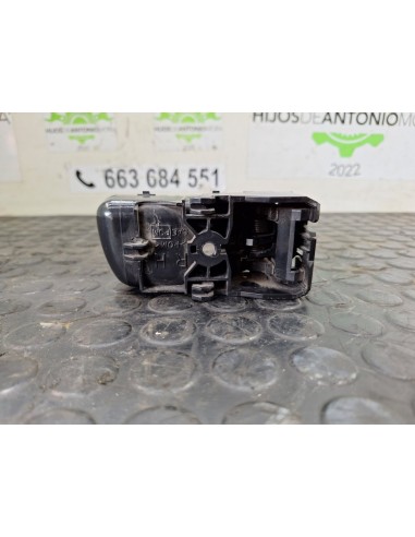 [102976] MANETA INTERIOR DELANTERA IZQUIERDA -...