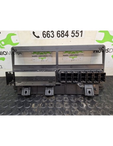 [101957] MARCO EMBELLECEDOR - RENAULT PREMIUM...