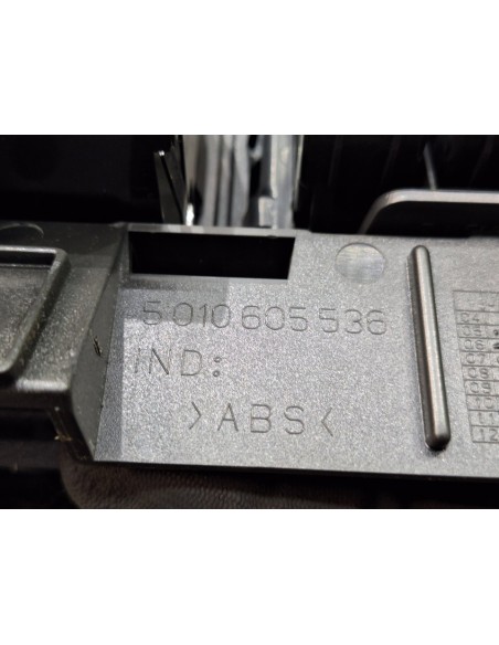 [101957] MARCO EMBELLECEDOR - RENAULT PREMIUM LANDER (01/2005 - ...)