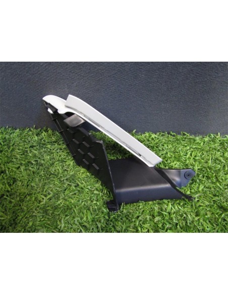 [93520] MOLDURA - VOLKSWAGEN GOLF VII LIM. (01/2012 - 12/2017)