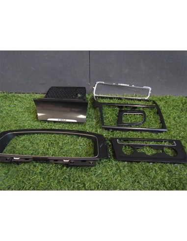 [93589] MOLDURA - VOLKSWAGEN GOLF VII LIM....