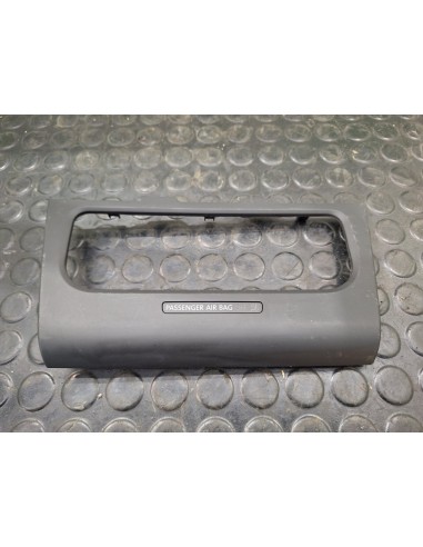 [102094] MOLDURA / CONSOLA RADIO - VOLKSWAGEN...