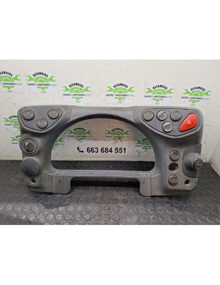 [105450] MOLDURA CUADRO INSTRUMENTOS - IVECO EUROCARGO TECTOR (01/2001 - 12/2003)