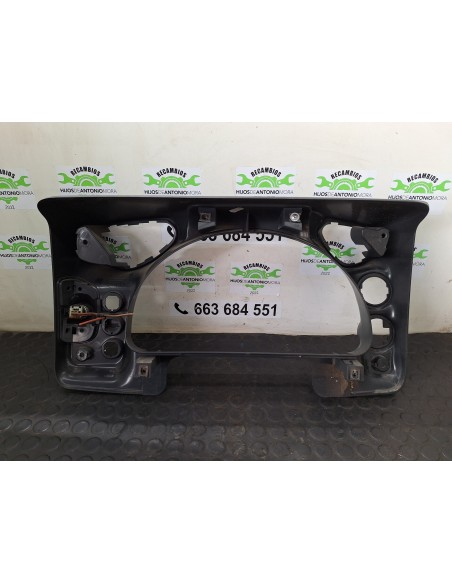 [106522] MOLDURA CUADRO INSTRUMENTOS - IVECO EUROCARGO TECTOR (01/2001 - 12/2003)
