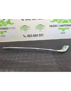 [100433] MOLDURA LATERAL DERECHA - VOLKSWAGEN PASSAT...