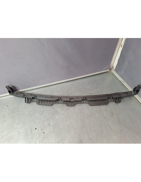 [101577] MOLDURA PARAGOLPES TRASERO - VOLKSWAGEN GOLF VII LIM. (01/2012 - 12/2017)