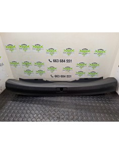 [104282] MOLDURA PROTECTORA BORDE MALETERO - AUDI A4...