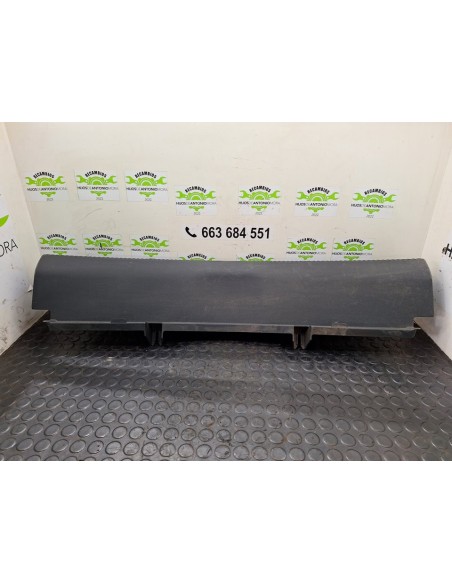 [104282] MOLDURA PROTECTORA BORDE MALETERO - AUDI A4 BERLINA (B5) (01/1999 - 01/2000)