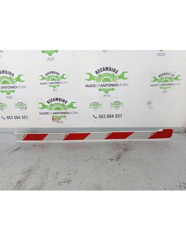 [103655] MOLDURA PUERTA DELANTERA DERECHA -...