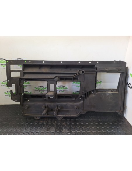 [103681] MOLDURA REJILLA VENTILACION - SCANIA SERIE 4 (P/R 94 G) (01/1996 - 01/2004)