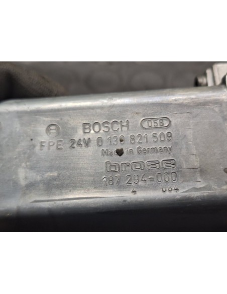 [103483] MOTOR ELEVALUNAS DELANTERO DERECHO - SCANIA SERIE 4 (P/R 94 G) (01/1996 - 01/2004)