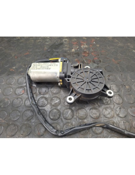 [105515] MOTOR ELEVALUNAS DELANTERO IZQUIERDO - MAN TG - L 7.XXX / 8.XXX (01/2005 - 12/2017)