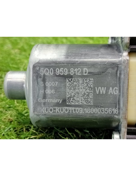 [97321] MOTOR ELEVALUNAS TRASERO DERECHO - VOLKSWAGEN T-ROC (01/2017 - 12/2020)